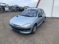 Peugeot 206 1,4i 55KW KFW rv 2002 prodám díly z vozu