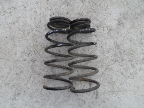 zadní struna na Opel Corsa D, pružina