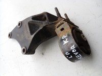 <strong>levý</strong> přední držák převodovky <strong>na</strong> suzuki ignis 1,3i