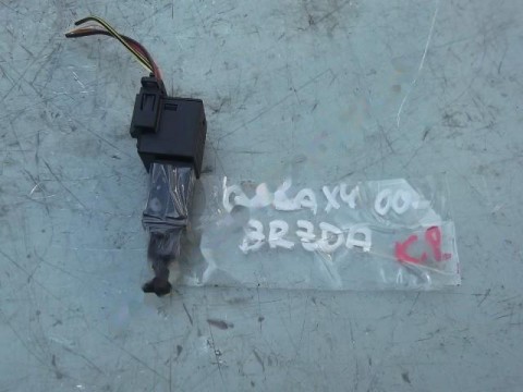 brzdový spínač