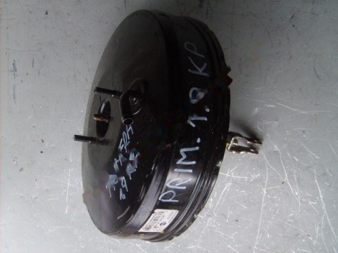 brzdový posilovač na nissan primeru p12 1,9dci