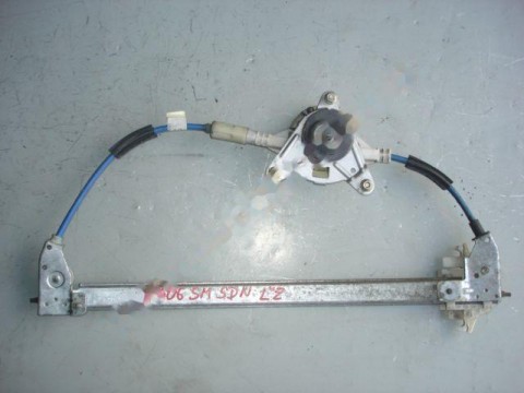 stahování okna levé zadní manuálně na peugeot 406,