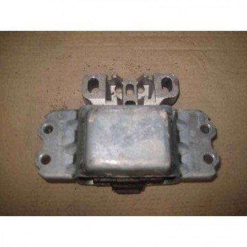 silentblok převodovky VW Scirocco 1K8 lift 2015- 1,4 TSI  1K0199555BB