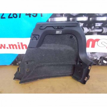 výplň kufru pravá VW Polo 6R0  6R6867428C  1BS