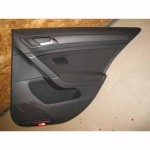 tapecírunk dveří zadní pravý VW Golf VII 5G0 HB