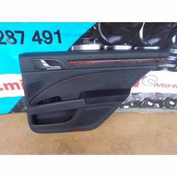 tapecírunk dveří pravý zadní ŠKODA Superb II 3T0 combi  3T9867210CM