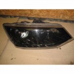 světlomet přední pravý - halogenový s čočkou ŠKODA Fabia III 6V0  6V1941016A
