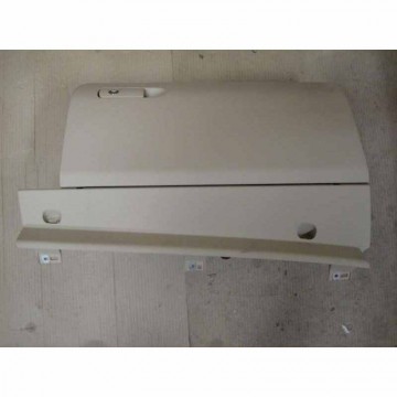 kastlík spolujezdce VW Touareg 7P0  7P1857097AB