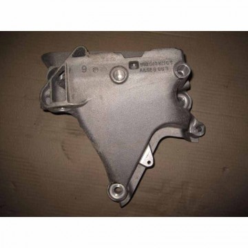 držák motoru VW Golf VII 5G0 1,4 TSI  V03945031CS 04E199275