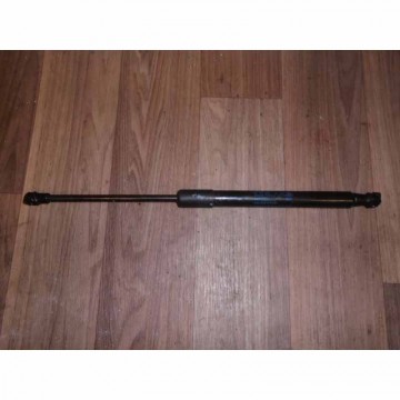 plynová vzpěra kapoty AUDI A4 8W0  8W0823359  8W0823359A  8W0823359B