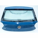 <strong>zadní</strong> páté <strong>dveře</strong> <strong>VW</strong> Polo VI 2G0  2G6827025B  2G6827025E - poškrábaný lak
