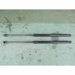 plynová vzpěra zadních pátých dveří <strong>ŠKODA</strong> Superb <strong>II</strong> 3T0 sedan  3T5827550
