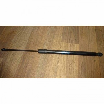plynová vzpěra zadních pátých dveří VW Golf VII 5G0 lift HB  5G6827550H