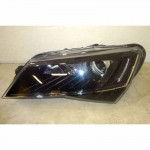 světlomet přední levý - holý xenon LED ŠKODA Superb III 3V0  3V1941015B - poškozený