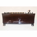 popelník VW Touareg 7P0 lift  7P1863071  NAR  7P1857351D  MK9 - lehce poškrábaný