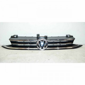maska VW Golf Sportsvan 510 lift  510853653H  510853651AN  3G0853601B - lehce poškrábaná