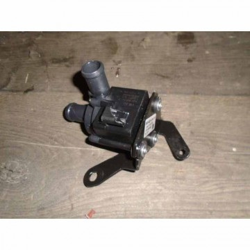 čerpadlo vodní AUDI A5 8W6 F5  2,0 TDi  5Q0965561B  04L965559A  5Q0965561B - poškozené
