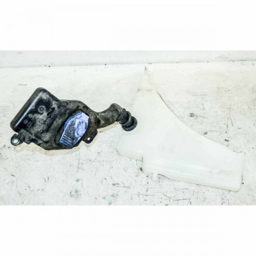 nádobka ostřikovačů + 2 motorky AUDI A5 8T0 lift  8T0955453C  8T1955463B