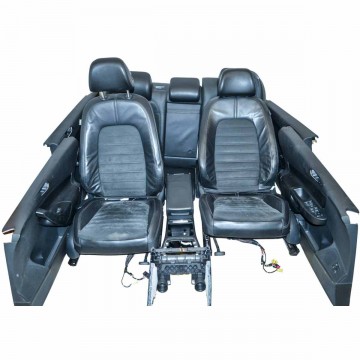 interiér - kůže/alkantara, přední výhřev VW Passat B6 3C0 combi