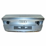 víko <strong>kufru</strong> + parkovací kamera AUDI <strong>A6</strong> 4G0 lift sedan  4G5827023C - bez lamp