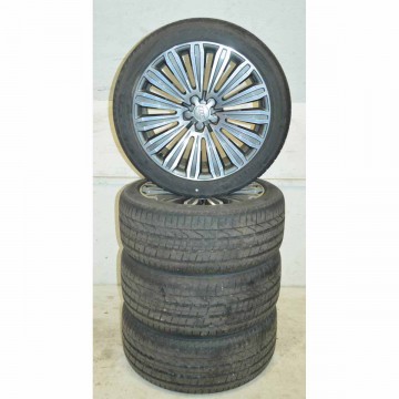 AUDI A8 4H0 lift sada kol s pneu 265/40 R20 E9Jx20H2 ET37  4H0601025CK