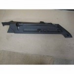 díl dosedací plast <strong>kufru</strong> pravý <strong>ŠKODA</strong> Superb III 3V0 combi  3V9867762 9B9