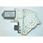 <strong>motorek</strong> stahování <strong>oken</strong> levý <strong>přední</strong> ŠKODA Superb II 3T0  8K0959801