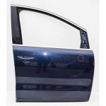 dveře pravé přední VW Sharan 7N0  7N0831312J - lehce poškozené