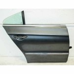 dveře zadní <strong>pravé</strong> VW <strong>Passat</strong> CC 3C8 lift  3C8833056E (Holé)