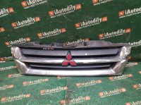 Maska  MITSUBISHI PAJERO  2001-2006