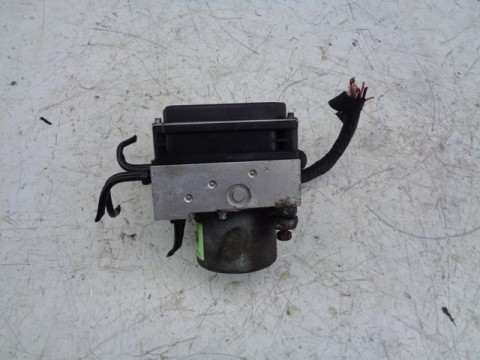 abs pumpa na hyundai i30 1,4 16V, 58920-2L500