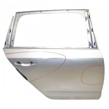 dveře zadní pravé - holé ŠKODA Octavia III 5E0 (lift) combi  5E9833312 - poškozené