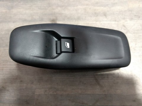 ELEKTRICKÉ OVLÁDÁNÍ OKEN PEUGEOT 208 96751118ZD