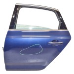 dveře zadní levé AUDI A4 8W0 sedan  8W5833051 8W5833051A/B/C - lehce poškrábaný lak (Holé)