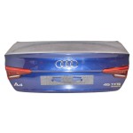 víko kufru + parkovací kamera AUDI A4 8W0 sedan  8W5827025F  3V0827566C - bez výplně