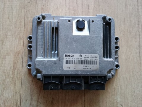 JEDNOTKA MOTORU RENAULT MEGANE ll, 1,9DCI, BOSCH 8200527725, 8200527756