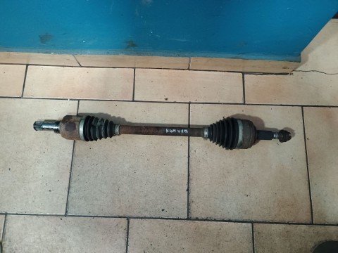 LEVÁ POLOOSA RENAULT FLUENCE K4M 838 1,6BN 16V 82KW