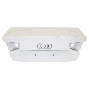víko kufru - holé AUDI A8 4H0  4H0827753B  4H0827023B - poškozené