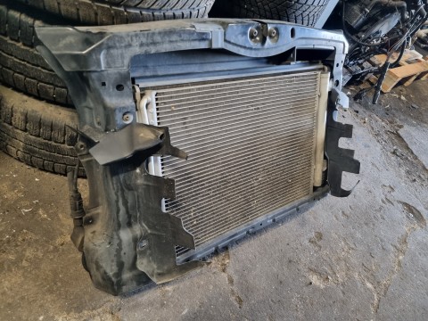 Chladičová stěna Octavia 2   2.0tdi 103kw