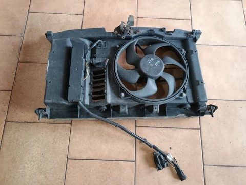SAHARA - CHLADIČOVÁ STĚNA S VRTULÍ PEUGEOT 307 1,6HDI