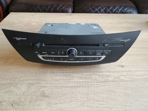 RADIO S CD RENAULT LAGUNA lll 281155881R--B