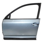 dveře přední levé VW Touareg 7LA 7L6  7L0831055L - lehce poškozený lak (Holé)