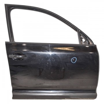 dveře přední pravé VW Touareg 7LA 7L6  7L0831056L - poškozený lak