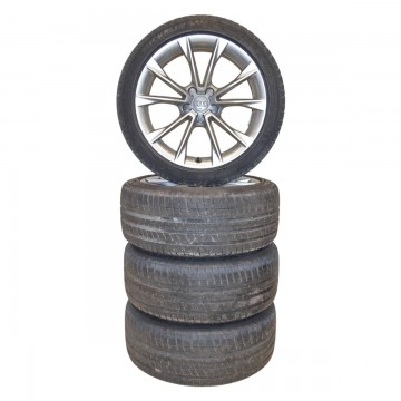 AUDI A5 8T0 lift sada kol s pneu 245/40 R18 8,5Jx18H2 ET29  8T0601025CA 8Z8 - pošk. 1 disk