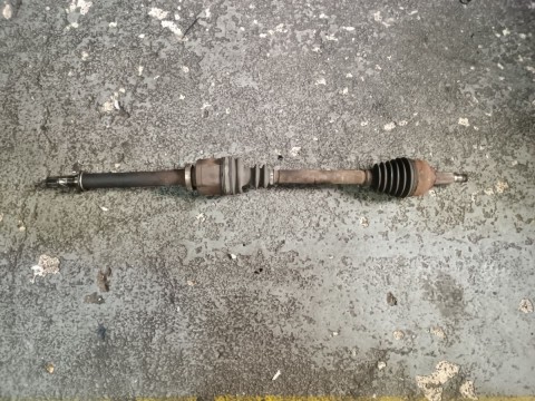 PRAVÁ POLOOSA RENAULT SCENIC 1,5DCI 60KW