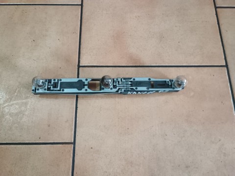 PATICE NA ŽÁROVKY, RENAULT KANGOO PRAVÁ ZADNÍ OD-03