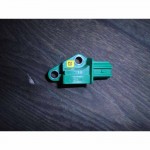 čidlo airbagu - nárazový senzor AUDI A6 4F0  1K0909606C  SME