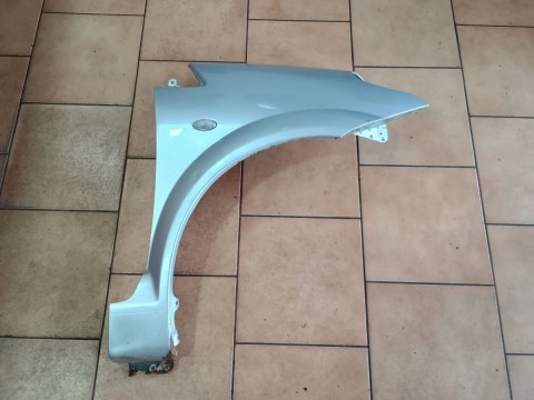 PŘEDNÍ BLATNÍK, CITROEN C3 PLURIEL, STŘÍBRNÝ, PRAVÝ