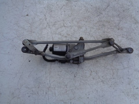 přední mechanismus stěračů na fiat tipo II,