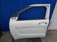 levé přední dveře na citroen c4 cactus,